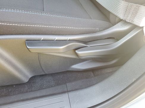 New 2026 Chevrolet Equinox EV LT image 20