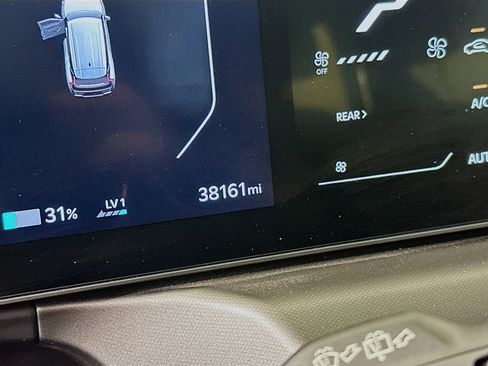 Used 2024 Kia EV9 Light RWD image 19