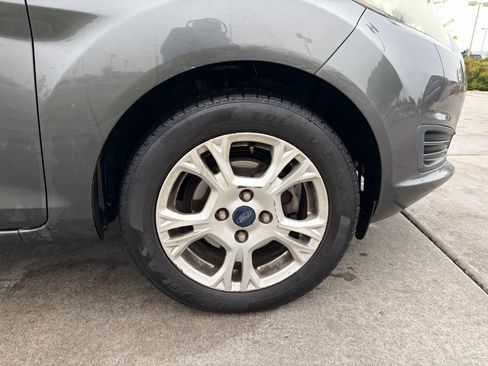Used 2016 Ford Fiesta SE FWD image 13