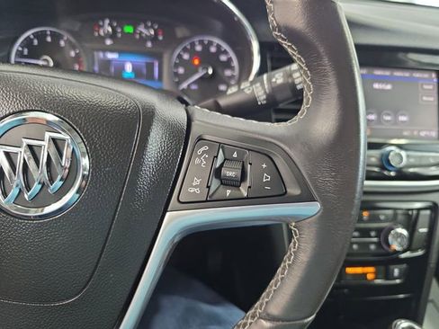 Certified 2022 Buick Encore Preferred w/ Safety Package image 18