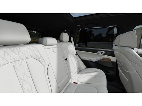 New 2026 BMW X5 xDrive50e w/ Executive Package AWD/4WD image 12