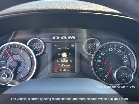 Used 2022 RAM 2500 Big Horn AWD/4WD image 16