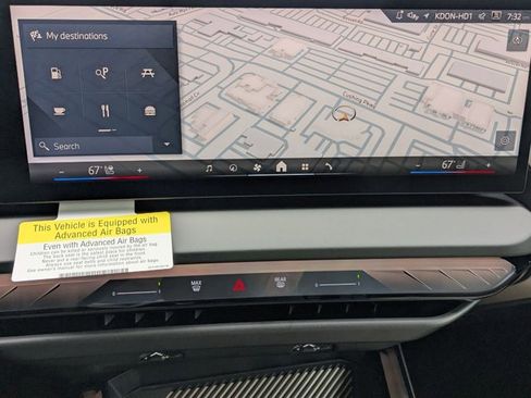 Used 2025 BMW X3 xDrive30i w/ Convenience Package AWD/4WD image 13