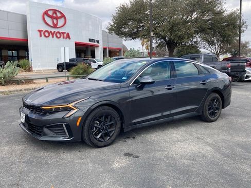 Used 2025 Kia K5 LXS image 1