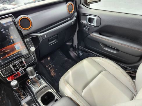 Used 2021 Jeep Gladiator Mojave image 13