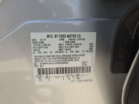 Used 2019 Ford Edge Titanium AWD/4WD image 32
