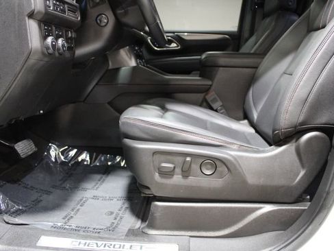 Used 2023 Chevrolet Tahoe RST w/ Luxury Package AWD/4WD image 22