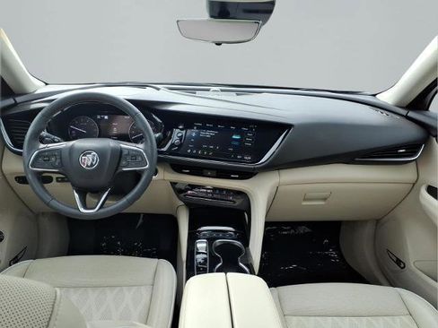 Used 2023 Buick Envision Avenir image 8