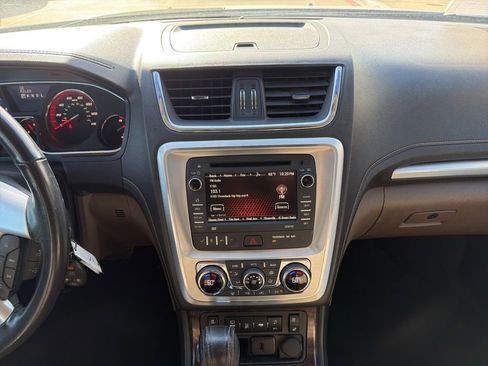 Used 2016 GMC Acadia SLT image 27
