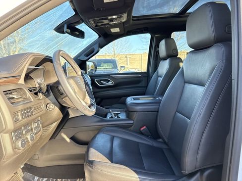 Used 2022 Chevrolet Tahoe Z71 w/ Luxury Package image 11