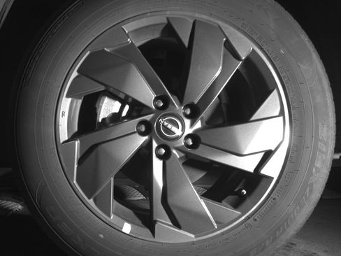 Used 2025 Nissan Rogue SV image 12