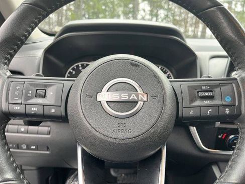 Certified 2024 Nissan Rogue SV w/ SV Premium Package image 11