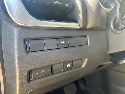 Used 2022 Nissan Rogue SL image 55