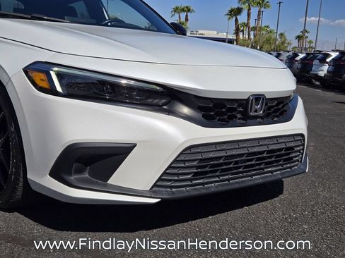 Used 2023 Honda Civic Sport image 8