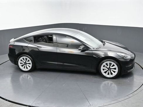 Used 2021 Tesla Model 3 Long Range image 46