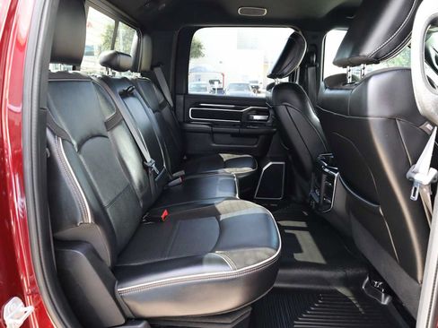 Used 2019 RAM 2500 Laramie AWD/4WD image 38
