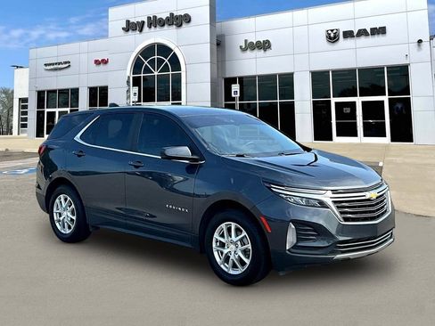 Used 2023 Chevrolet Equinox LT w/ Driver Convenience Package FWD image 1