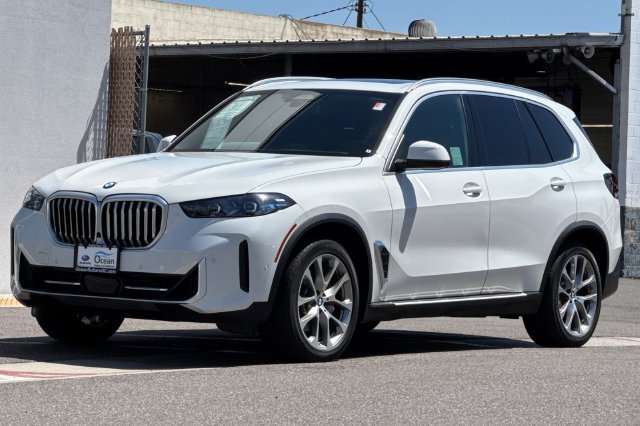 Used 2024 BMW X5 xDrive40i AWD/4WD image 8