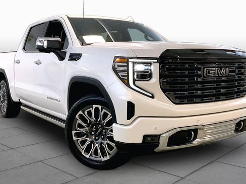 Used 2024 GMC Sierra 1500 Denali Ultimate AWD/4WD image 2