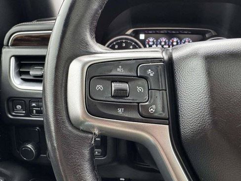 Used 2021 Chevrolet Suburban Premier w/ Premium Package RWD image 27