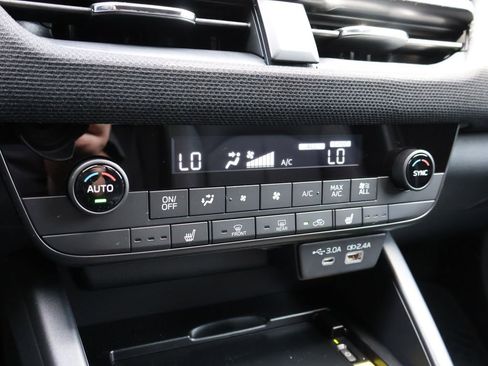 New 2026 Subaru Outback Limited AWD/4WD image 39