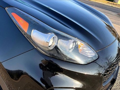 Certified 2022 Kia Sportage Nightfall Edition image 31