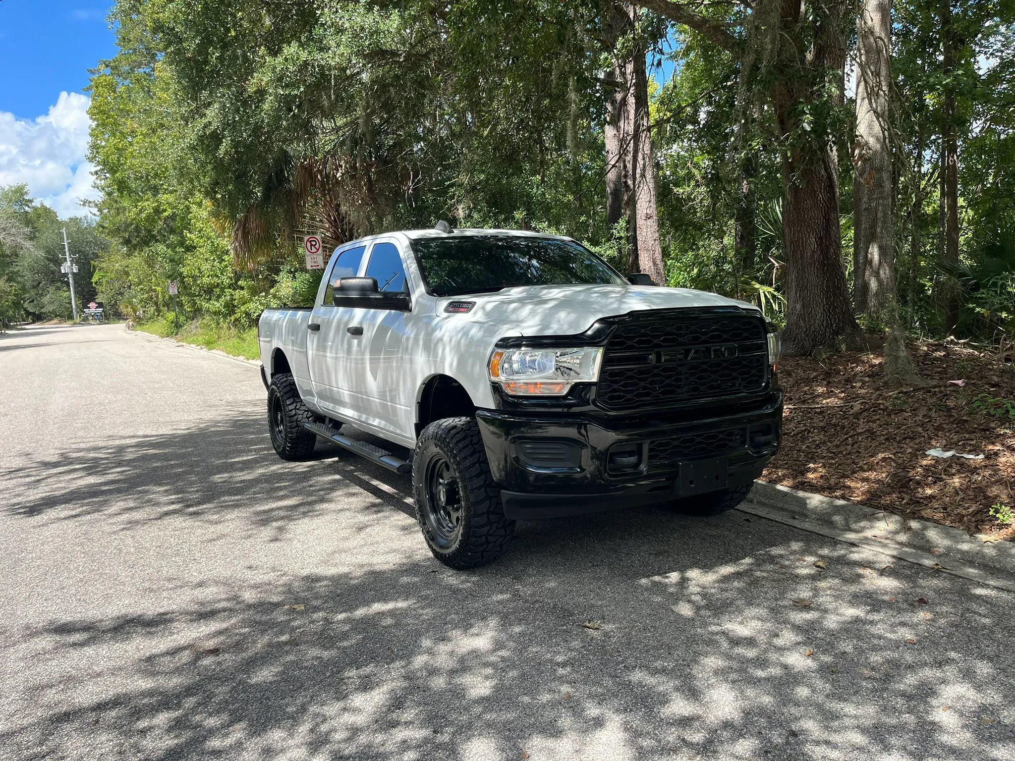Used 2019 RAM 2500 Tradesman w/ Chrome Appearance Group AWD/4WD image 5