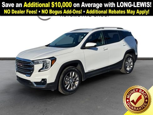 Used 2024 GMC Terrain SLT image 1