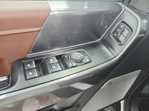 Used 2023 Ford F150 Lariat w/ Equipment Group 502A High image 38