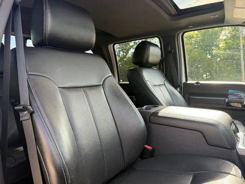 Used 2016 Ford F250 Lariat w/ Lariat Ultimate Package AWD/4WD image 49