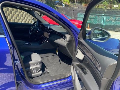 New 2025 Maserati Grecale GT image 34