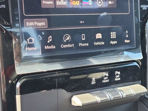 New 2026 RAM 1500 Big Horn AWD/4WD image 15