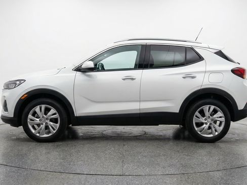 Used 2025 Buick Encore GX Preferred AWD/4WD image 5