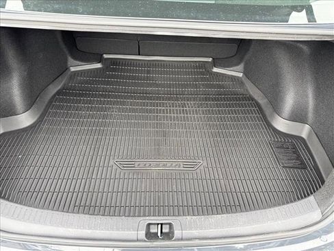 Used 2024 Toyota Corolla LE image 9