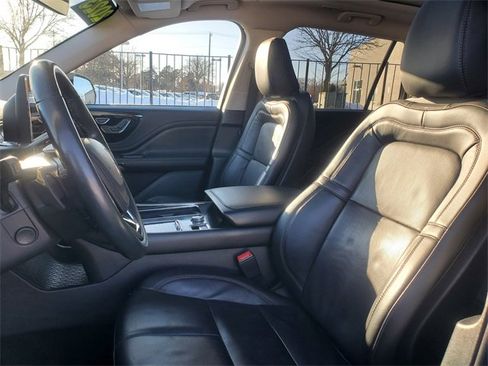 Used 2023 Lincoln Aviator Reserve w/ Equipment Group 201A image 7