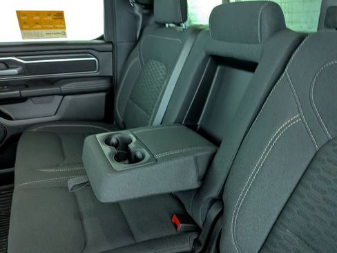 Certified 2025 RAM 1500 Big Horn AWD/4WD image 32