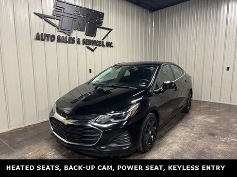 Used 2019 Chevrolet Cruze LT w/ LT Fleet Convenience Package image 1