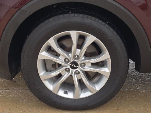 Used 2022 Kia Telluride LX FWD image 11