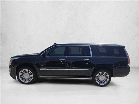 Used 2020 Cadillac Escalade ESV Platinum AWD/4WD image 8