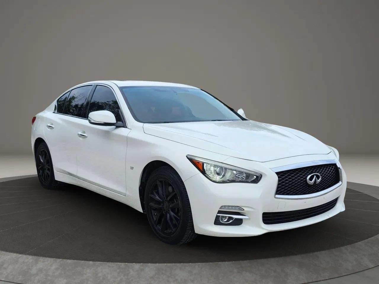 Used 2015 INFINITI Q50 Premium w/ Navigation Package AWD/4WD image 7