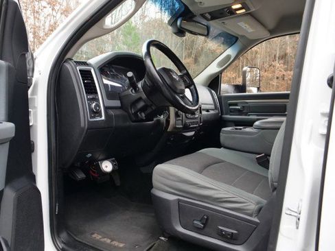 Used 2014 RAM 3500 Big Horn image 19
