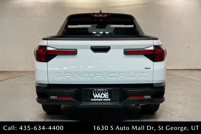 Used 2025 Hyundai Santa Cruz SE AWD/4WD image 4