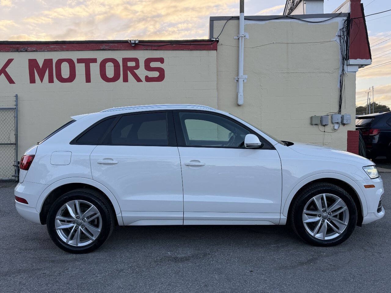 Used 2017 Audi Q3 2.0T Premium FWD image 10