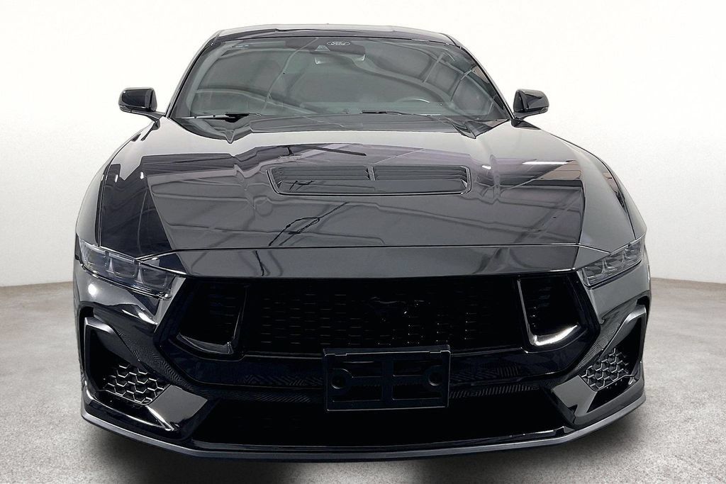 Used 2025 Ford Mustang GT Premium RWD image 4