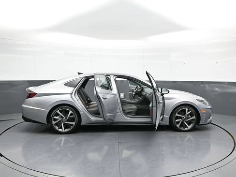 Certified 2023 Hyundai Sonata SEL Plus FWD image 42