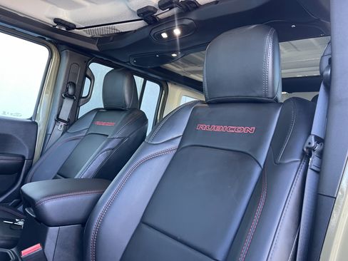 New 2026 Jeep Wrangler Unlimited Rubicon AWD/4WD image 18
