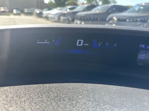 Used 2015 Honda Civic Hybrid Sedan image 24