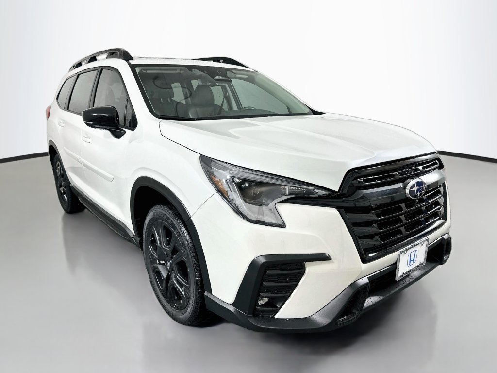 Used 2025 Subaru Ascent Bronze Edition AWD/4WD image 3