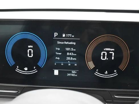 Used 2025 Hyundai Kona SEL FWD image 28
