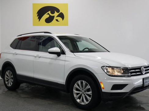 Used 2018 Volkswagen Tiguan SE image 6